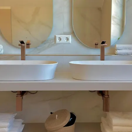 Michou Luxury Penthouse In グラーフェンハウゼン